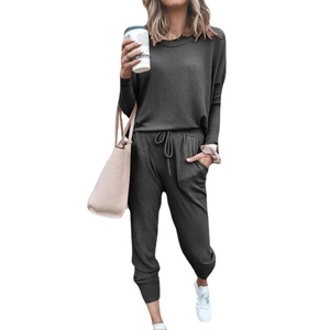 <span class=keywords><strong>Tuta</strong></span> Casual all'ingrosso taglie forti alla moda stampata vestito largo per le donne africane 3D modello di <span class=keywords><strong>pizzo</strong></span> lavorato a maglia due pezzi Set - Product Image 1