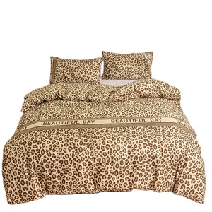 Linge <span class=keywords><strong>de</strong></span> <span class=keywords><strong>lit</strong></span> en tissu microfibre lavable en machine 4 pièces par ensemble <span class=keywords><strong>de</strong></span> draps 85GSM - Product Image 1