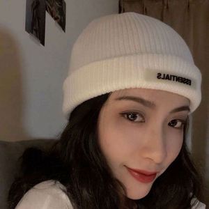 Men's Winter Warm Pullover Cap Outdoor Fashionable Knitted Wool Beanie Street-Style Fashion Beanie Hat for Men Women - Product Image 3