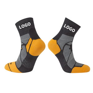 <span class=keywords><strong>Calcetines</strong></span> deportivos de equipo unisex con muestra gratis, <span class=keywords><strong>calcetines</strong></span> deportivos gruesos para entrenamiento, <span class=keywords><strong>calcetines</strong></span> de cuarto con logotipo personalizado - Product Image 3