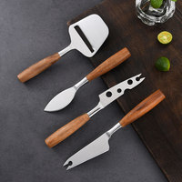 Set de 4 couteaux à fromage de qualité supérieure en acier inoxydable 2cr14 avec manche en bois d'acacia Manuel pour fromage à pâte dure et épandeur et fourchette