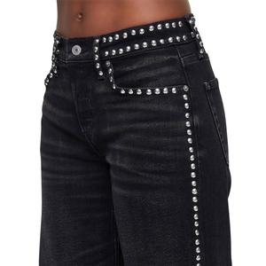 Jeans de mezclilla casuales OEM personalizados para mujer, de corte holgado y pierna ancha, con pedrería, lavado negro - Product Image 5