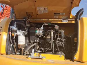 Miniexcavadora Komatsu PC70 usada con certificado EPA, componentes del núcleo del motor Caterpillar incluidos, motor de bomba, engranaje, caja de cambios, cojinete PLC - Product Image 4