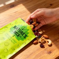 Sachet refermable personnalisé en PE recyclable avec fermeture éclair pour l'emballage alimentaire, aliments pour animaux, noix et snacks
