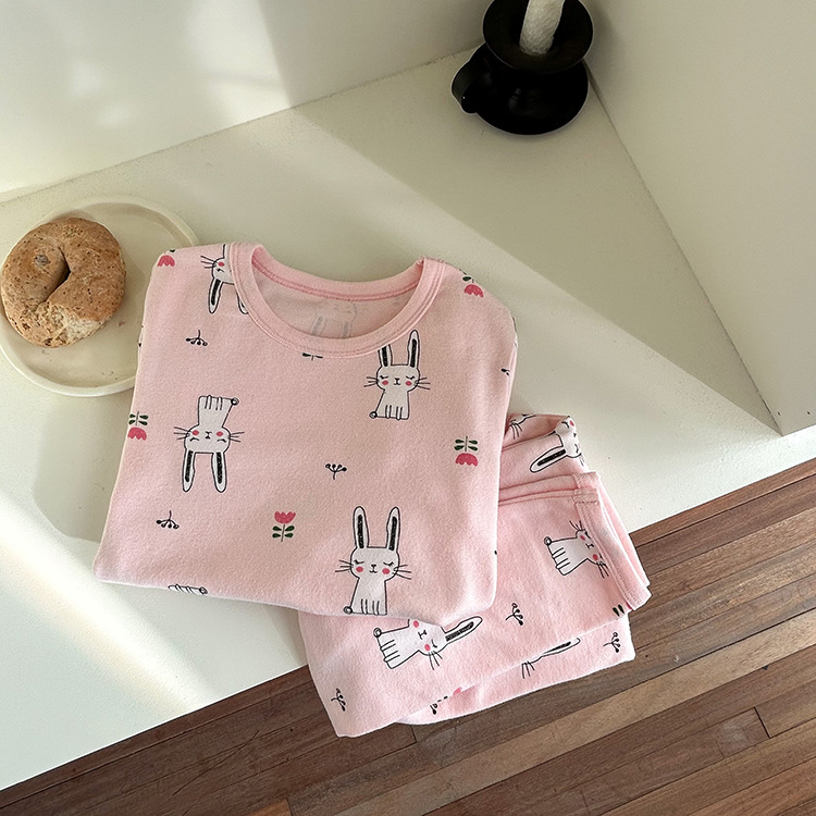 Rose + Lapin
