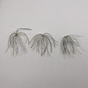 Vente en gros à prix réduit : 50 pièces de jupes de pêche en silicone et en caoutchouc - Product Image 4