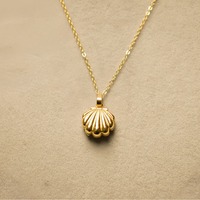 Colliers pendentifs étanches en laiton plaqué or 18 carats avec coquille ouverte et fausse perle pour un style élégant au quotidien et en vacances