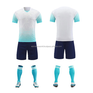 Tenue de football personnalisable à performance optimale, imprimée, respirante, séchage rapide, légère, 100 % polyester, unisexe adulte pour le terrain - Product Image 2