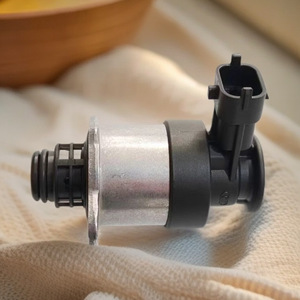 Válvula solenoide de la unidad dosificadora de la bomba de combustible 0928400815 para sistemas de control electrónico diésel Bosch - Product Image 2