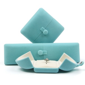 Hot Sale Modern Double-Open Velvet Jewelry Box Oval Shape for Efficient Earrings <b>Storage</b> - Product Image 4