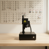 Machine de marquage laser UV de bureau 355 nm, 3W et 5W, pour marquer le verre et le cristal.