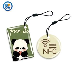 سلسلة مفاتيح قابلة للبرمجة NFC213 بسلسلة مفاتيح صغيرة UHF لمدفوعات بطاقات العمل ISO الكريستال الراتنج مفتاح فوب - Product Image 2