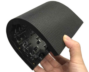 โมดูล LED แบบโค้งงอได้ขนาด 320*160 มม. P1.86 P2.5 GOB สำหรับใช้งานภายใน/ภายนอกอาคาร จอแสดงผลแบบยืดหยุ่นสำหรับผนังแบบคลื่น ดีไซน์บางเบาพิเศษ - Product Image 5