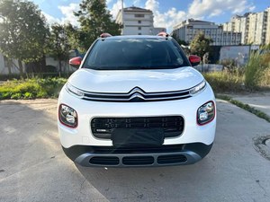 Citroën <span class=keywords><strong>C4</strong></span> <span class=keywords><strong>AIRCROSS</strong></span> d'occasion <span class=keywords><strong>2018</strong></span> 350THP Design Français Original 123kW Puissance Image de recul Contrôle vocal Consommation de carburant économique 6.6L - Product Image 2