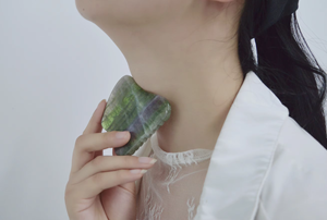 Papan Guashs piring Gua sha wajah alami, alat pijat Anti Penuaan dan pembersihan - Product Image 6