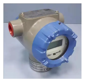 Capteur de température intelligent Honeywell SmartLine Field-Mount STT850 avec matériau plastique IP68 - Product Image 1