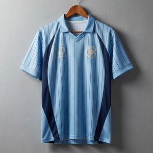 Maillot de football rétro Blokecore personnalisé OEM ODM, col en V, bleu clair, rayures marine, sublimation intégrale, pour équipe - Product Image 2