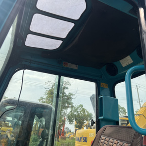 ใช้สำหรับรถขุดตีนตะขาบ135 Kubota สภาพดีเวลาทำงานไม่หนัก3.59ตันมอเตอร์และเครื่องยนต์สำหรับการก่อสร้างและแผ่นดินไหว - Product Image 3