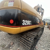Excavatrice CAT 320CL d'occasion haute performance à vendre avec châssis à chenilles allongés et liens de châssis à plus de 85 % de durée de vie restante