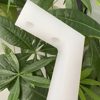 Support en forme de L en plastique POM blanc usiné CNC résistant à la chaleur sur mesure pour le support de machines industrielles