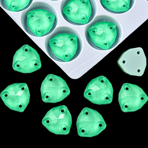 Strass Fluorescenti <span class=keywords><strong>Verdi</strong></span> OLeeya, <span class=keywords><strong>Pietre</strong></span> Grandi a Forma Piatta, <span class=keywords><strong>Cristalli</strong></span> da Cucire, Strass per Abbigliamento da Ginnastica - Product Image 4