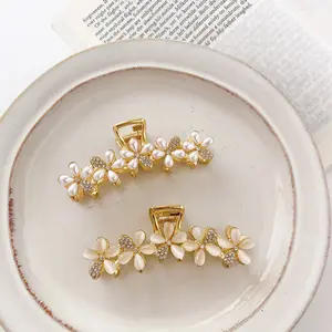 기하학 오팔 진주 모조 다이아몬드 금속 신사 간단한 꽃 모양 스타일의 종류 공주 머리 발톱 클립