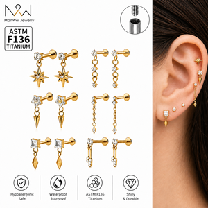 Vente en gros de bijoux en titane ASTM F136 G23 16G pour <span class=keywords><strong>piercing</strong></span> d'<span class=keywords><strong>oreille</strong></span>, avec pendentif <span class=keywords><strong>double</strong></span> fleur en zircon cubique et dos plat, type labret, pour lèvre, hélix, <span class=keywords><strong>tragus</strong></span> - Product Image 1