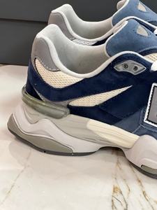 Zapatillas de running clásicas de alta calidad para hombre, modelo 9060, con plataforma antideslizante, transpirables y cómodas, con parte superior de gamuza. - Product Image 2