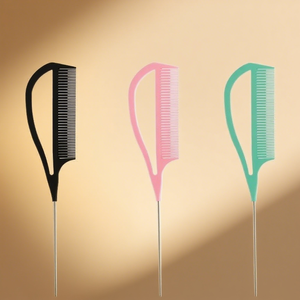 <span class=keywords><strong>Pettine</strong></span> per Parrucchieri Personalizzabile con Logo, Ecologico, per Tintura, Meches, Intrecciatura e Trattamento Antipidocchi, con Manico in Plastica - Product Image 1