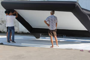 Pantalla de proyector inflable al aire libre pantalla inflable <span class=keywords><strong>blanca</strong></span> <span class=keywords><strong>cine</strong></span> de película para fiesta de deshierbe de patio trasero - Product Image 3