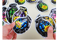 Vente chaude Laser brillant PVC nouvel an et noël dessin animé autocollants utilisation adhésive pour bougie et artisanat pop grenade