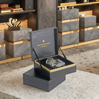 Boîte cadeau de parfum et de bijoux à rabat exquis personnalisable en carton fixe pour faux cils avec impression de gaufrage