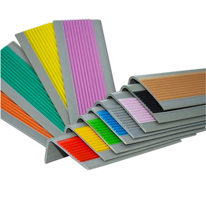 Protezione per gradini in gomma PVC a forma di L protezione per bordi antiscivolo gradini per scale in vinile antiscivolo - Product Image 5