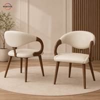 Chaise de salle à manger moderne en bois massif avec accoudoirs, revêtement en cuir PU, mousse haute résilience, mobilier d'hôtel, fourniture OEM