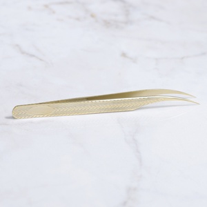 Pinky Leem 2025 Nuevo Diseño, Lámpara UV Portátil con Control Remoto de 410nm para Pestañas, Pinzas LED, Herramienta para Pestañas Postizas - Product Image 5