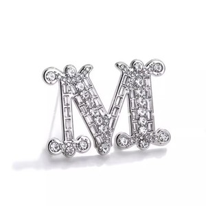 Broche de Lujo Ligero 2026 con Letras para Boda, Fiesta o Compromiso - Product Image 3