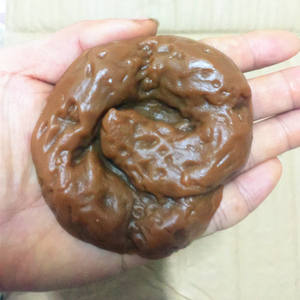 Novedad creativa divertido corazón Artificial suave TPR juguete de caca flotante exportación transfronteriza accesorios de Halloween Material novedoso Metal - Product Image 4