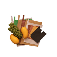 Ecologisch verantwoorde, ademende, niet-geweven, wasbehandelde, waterdichte, geprägte fruitroltas voor gebruik in de landbouw, met aanpasbare handgreep.