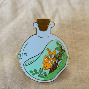 Insigne en métal de beauté <span class=keywords><strong>sexy</strong></span> translucide fantaisie Halloween <span class=keywords><strong>Religion</strong></span> logo personnalisé épingle en émail dur doux - Product Image 4