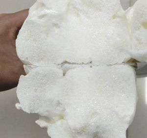 Compre ahora Espuma rígida expansiva de poliuretano para aislamiento de espuma en aerosol para transporte de construcción de carpintería - Product Image 6