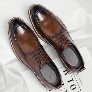 Chaussures de ville pour hommes, style européen, grande taille, respirantes, antidérapantes, à bout structuré, pour costumes de printemps/automne et mariages - Product Image 4