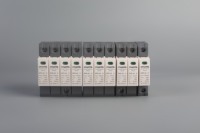Dispositif de protection contre les surtensions LONG TAI SPD-40 2P DC T2 2.4kV Protection 20kA 1000VDC Direct Usine Solaire Photovoltaïque CE Montage sur Rail DIN 35mm