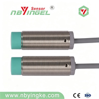 Sensor Induktif Suhu Rendah YINGKE 5/8mm Jarak Penginderaan Flush/Non-Flush 10-30VDC NPN/PNP NO/NC IP67 ESD ISB-05M18POTL