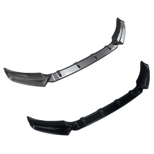 ลิ้นกันชนหน้า Amp-Z สำหรับ Volkswagen T-Roc สีดำเงา ลายคาร์บอนไฟเบอร์ ผิวด้าน รุ่นมาตรฐาน ปี 2018-2022 - Product Image 3