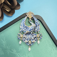 Broche Paon 3D en Émail 6 Couleurs avec Perle Imitation Goutte d'Eau, Épingle de Revers Unisexe de Luxe, Accessoire de Costume Formel