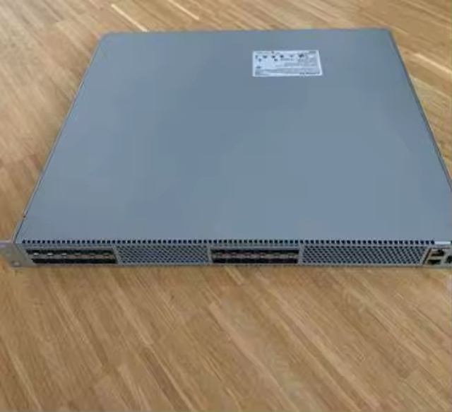 New Original Arista DCS-7150S-24 24-Port 10G SFP 2x SFP+ Ports 1.28 Tbps Capacity Stackable Enterprise Data Network Switch