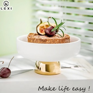Elegante Juego de Platos de Cerámica con Base Alta, Dos Tamaños, Soporte Dorado, Decoración Minimalista para el Hogar, Porta Dulces y Frutos Secos para Cocina y Comedor - Product Image 2
