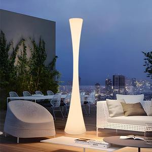 Lámpara de Pie LED Solar DC IP65, Diseño Minimalista, para Jardín, Sala de Estar, Dormitorio, Piscina, Esquina - Product Image 4