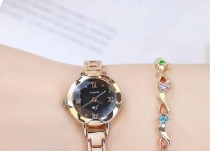 <span class=keywords><strong>Montre</strong></span> pour <span class=keywords><strong>femme</strong></span> 2025, nouvelle <span class=keywords><strong>montre</strong></span> pour <span class=keywords><strong>femme</strong></span>, style luxueux, chaîne, étudiante, <span class=keywords><strong>fine</strong></span>, en acier - Product Image 4