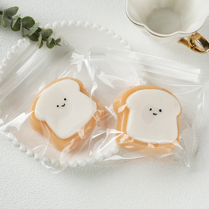 Jouet anti-stress créatif en TPR en forme de toast Kawaii pour cadeau promotionnel en gros - Product Image 5